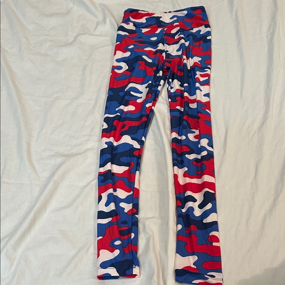 LuLaRoe Women's Camo Leggings - Red, Blue, White